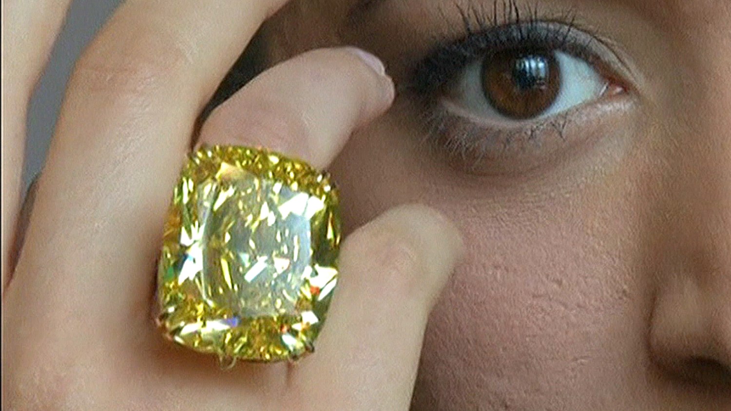Record Bid Captures 100 Carat Yellow Diamond